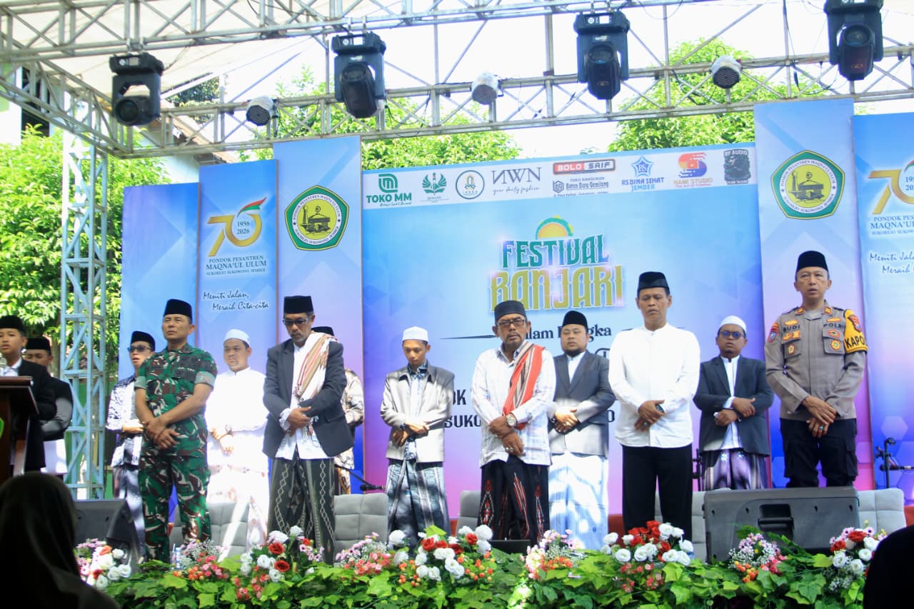 Peringati Milad Ke-70 Tahun, Pondok Pesantren Maqnaul Ulum Adakan Festival Banjari se-Besuki Raya.
